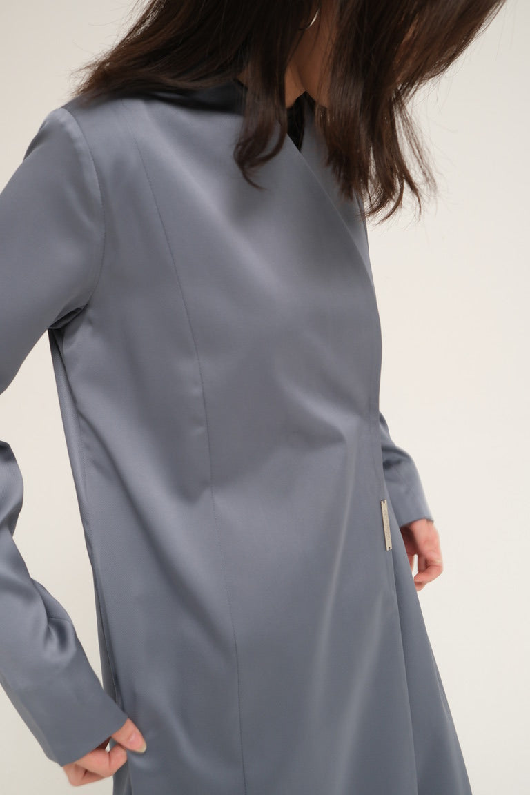 The element (light Blue)